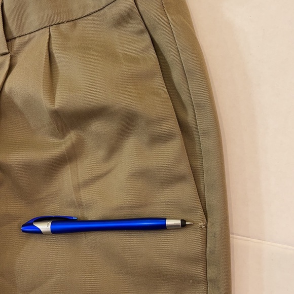 Haggar Dark Tan Twill Classic Fit Dress Pants 42 x 30 - Picture 13 of 13